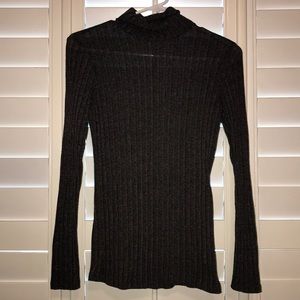 Grey turtleneck